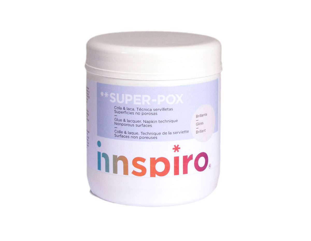 COLA BARNÍZ PARA TÉCNICA DECOUPAGE CON SERVILLETAS. PARA SUPERFICIES NO POROSAS COMO VELAS,VIDRIO, METAL. 250G