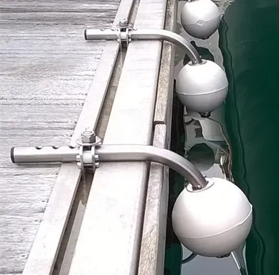 Soporte inox con Rueda de EVA para pantalán. Finguer